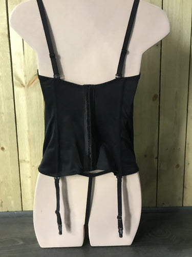 PVC Wetlook Open Cup Basque by Classified